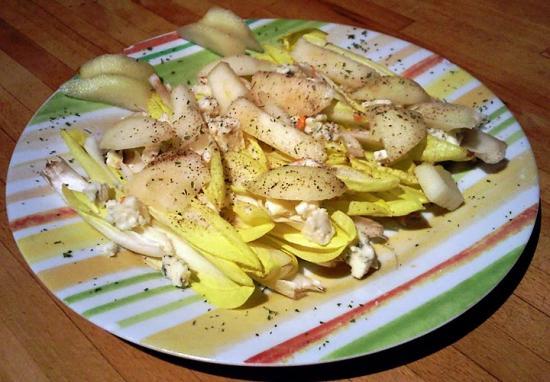 Endives aux poires et au roquefort Endives aux poires et au roquefort