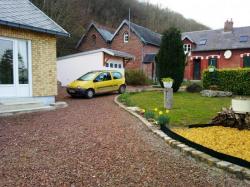Cour, Parking, Garage....
