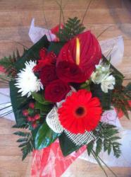 Bouquet rouge et blanc nicky fleurs Harfleur le Havre