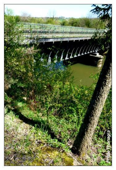 Le pont canal d'allenjoie.jpeg