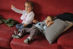 "Ho regarde !" - "Hein, quoi ?"