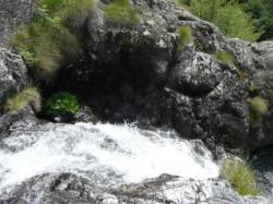 alpe du grand serre, une des chutes ans la cascade