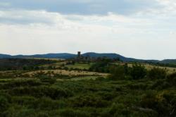le village de la garde guérin au dessus des gorges de chassésac
