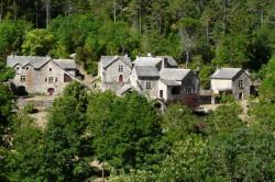 Hameau dans les gorges du tarn