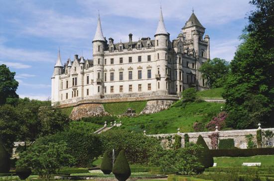 dunroin-castle.jpg