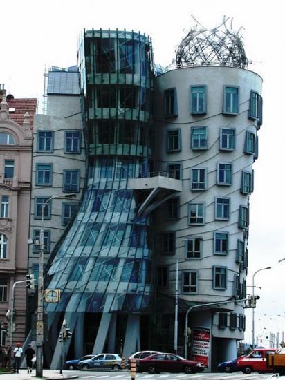 maison habitation insolite record monde plus grand gros homme femme