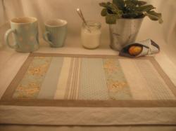 set de table rose vert