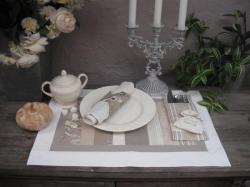 tonalité beige et taupe