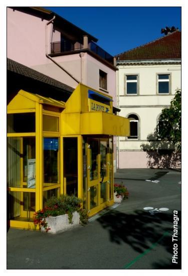 Poste et mairie.jpeg