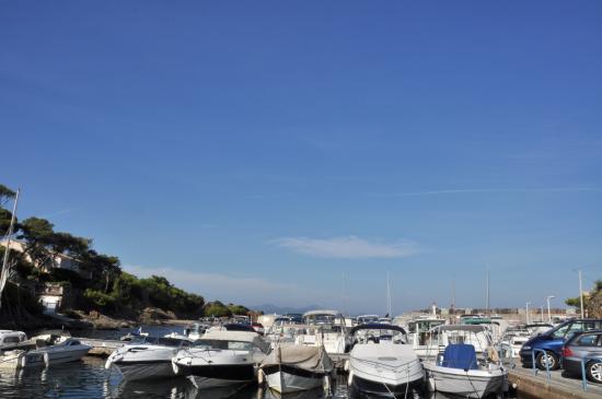 Port Férréol, à proximité de Saint-Aygulf