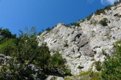 le mur de mont&eacute;e au d&eacute;part de la via de la cascade aus Orres